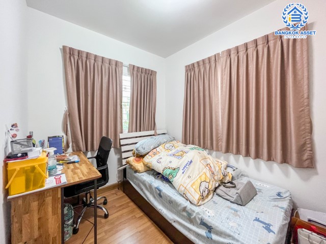 *****ทาวน์เฮ้าส์มือสองย่านปทุมธานี ม.บ้านพฤกษา แจ้งวัฒนะ-ราชพฤกษ์ #หลังมุม เนื้อที่กว้างขวางมากถึง 36.1 ตร.ว. ฟังก์ชัน 3 ห้องนอน 2 ห้องน้ำ 1 ที่จอดรถ แถมฟรี! 1 เครื่องปรับอากาศ, 1 เครื่องทำน้ำอุ่น บนทำเลดี เชื่อมต่อถ.ราชพฤกษ์, ถ.แจ้งวัฒนะ และทางด่วน ราคาคุ้มสุดในย่าน!